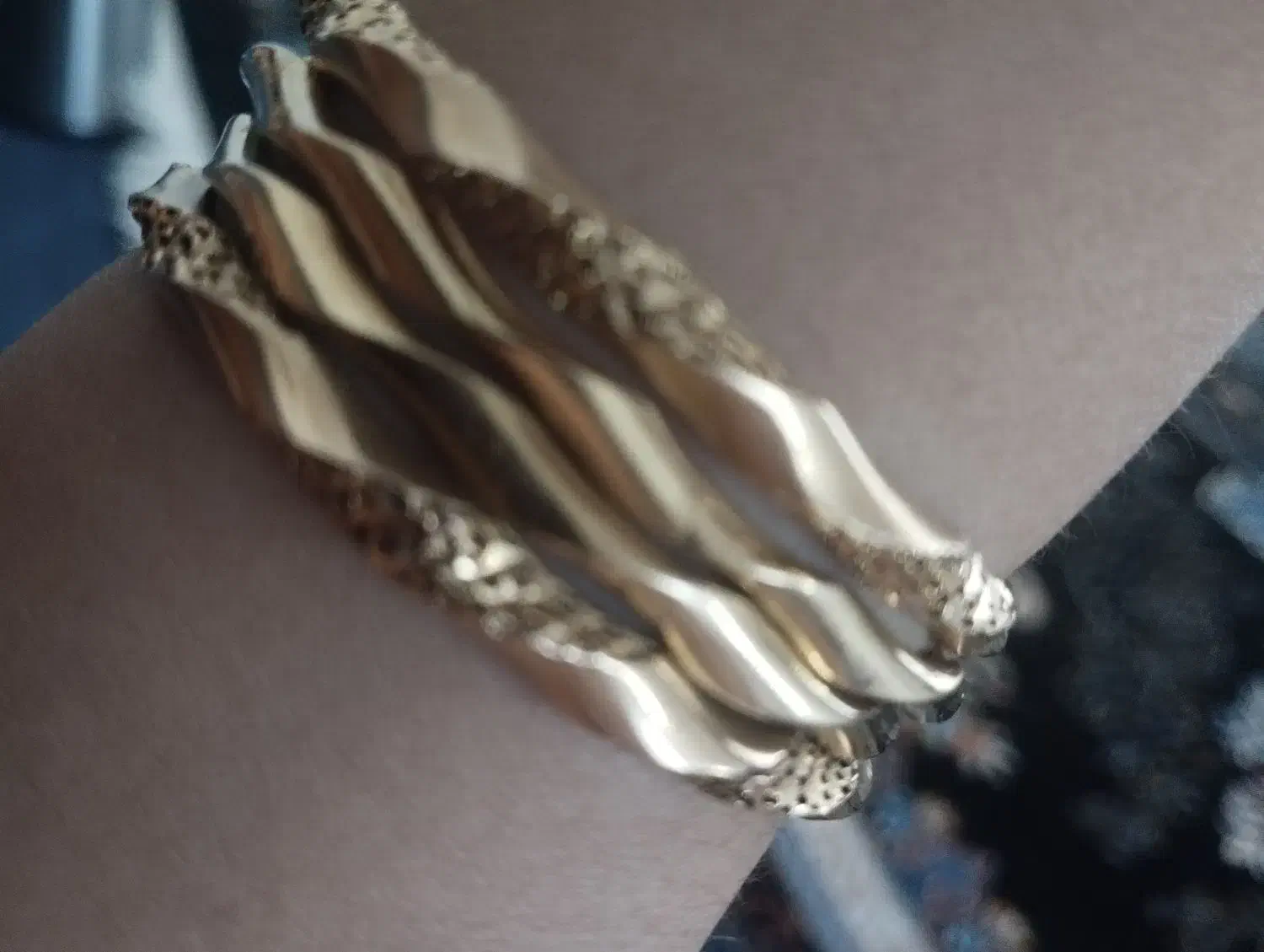 مقداری طلا نو با 5 درصد بالای تابلو|جواهرات|تربت جام, جامی|دیوار