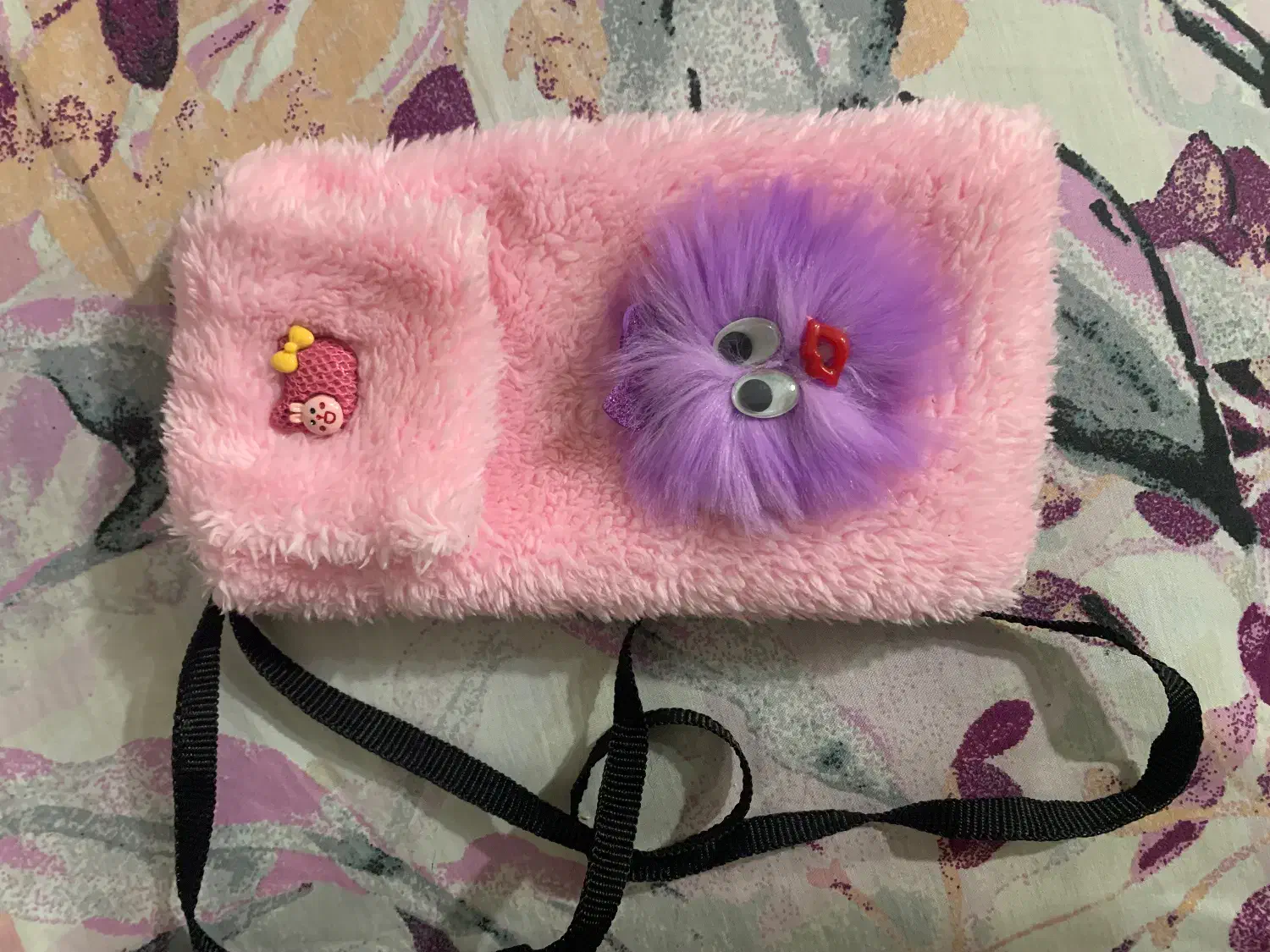 کیف بچگانه|کیف، کفش، کمربند|تربتحیدریه, حسنی بالا|دیوار