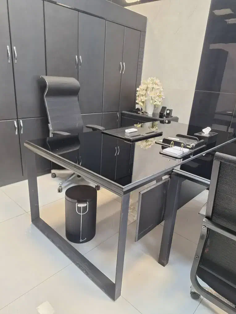 میز و صندلی مدیریت و کنفرانس|مبلمان اداری|کهریزک, |دیوار