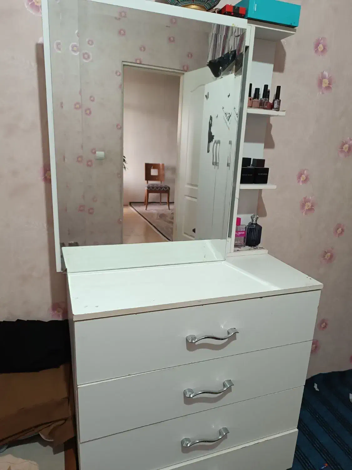 میز عسلی ومیز ارایش ،وسایل خونه|حراج|بومهن, |دیوار