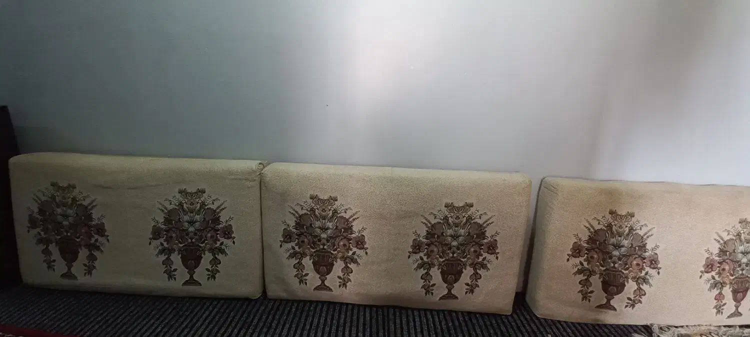 پشتی|پشتی|شیراز, گلدشت معالیآباد|دیوار