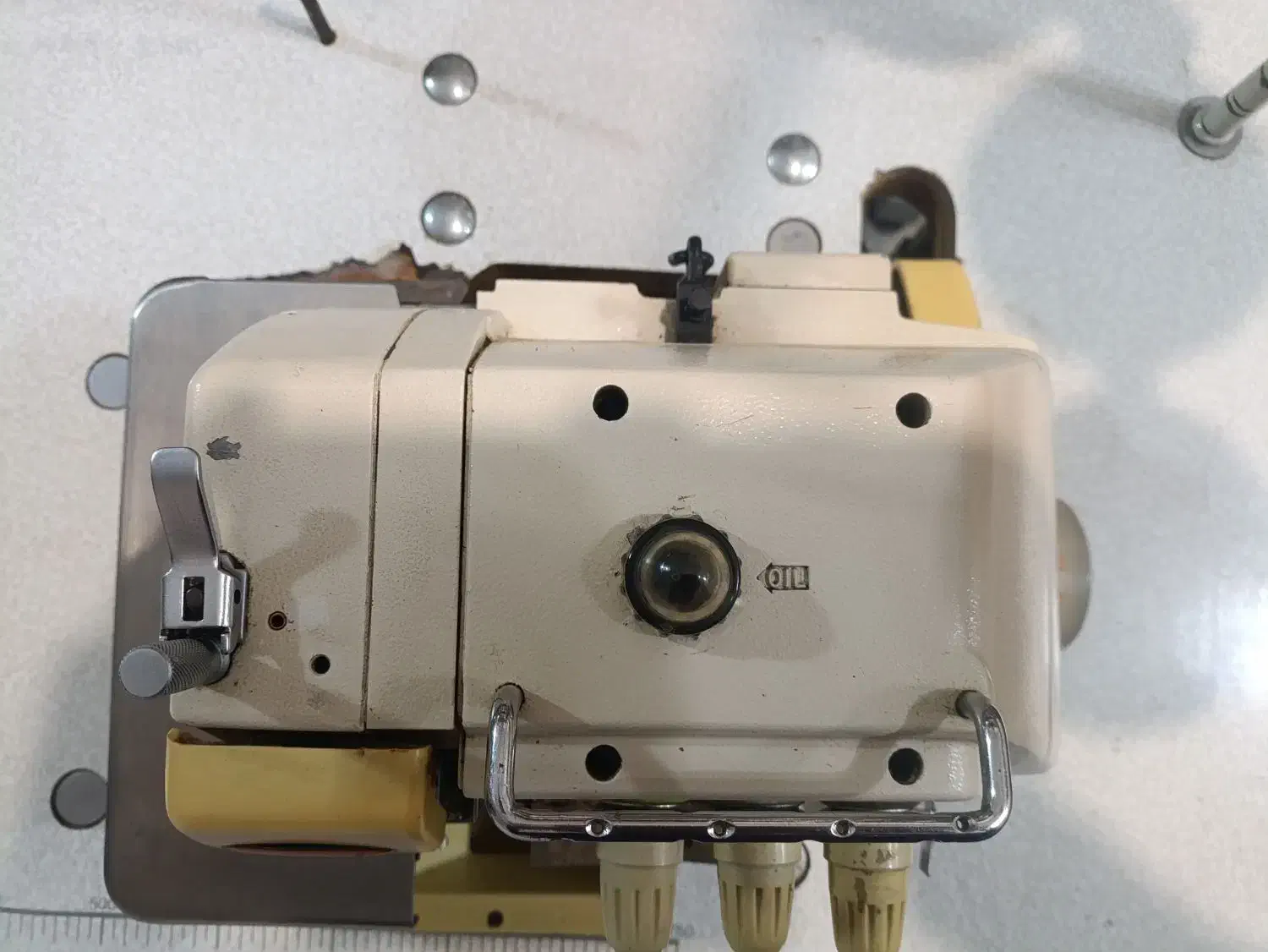 سردوز خیاطی ۳نخ دینام بزرگ وسالم|چرخ خیاطی و ریسندگی|همدان, |دیوار