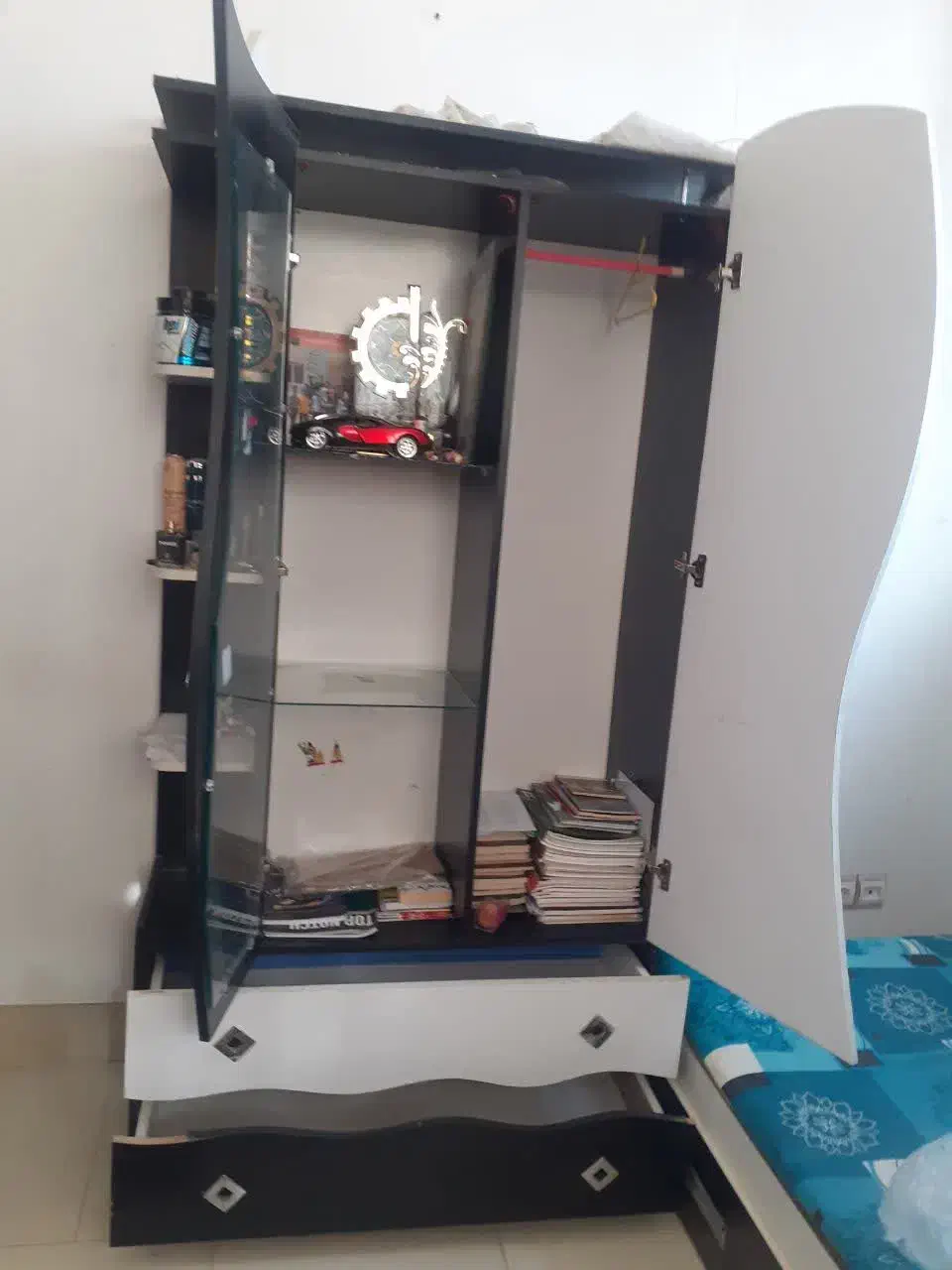 کمد نوجوان|جاکفشی، کمد، دراور|کاشمر, |دیوار