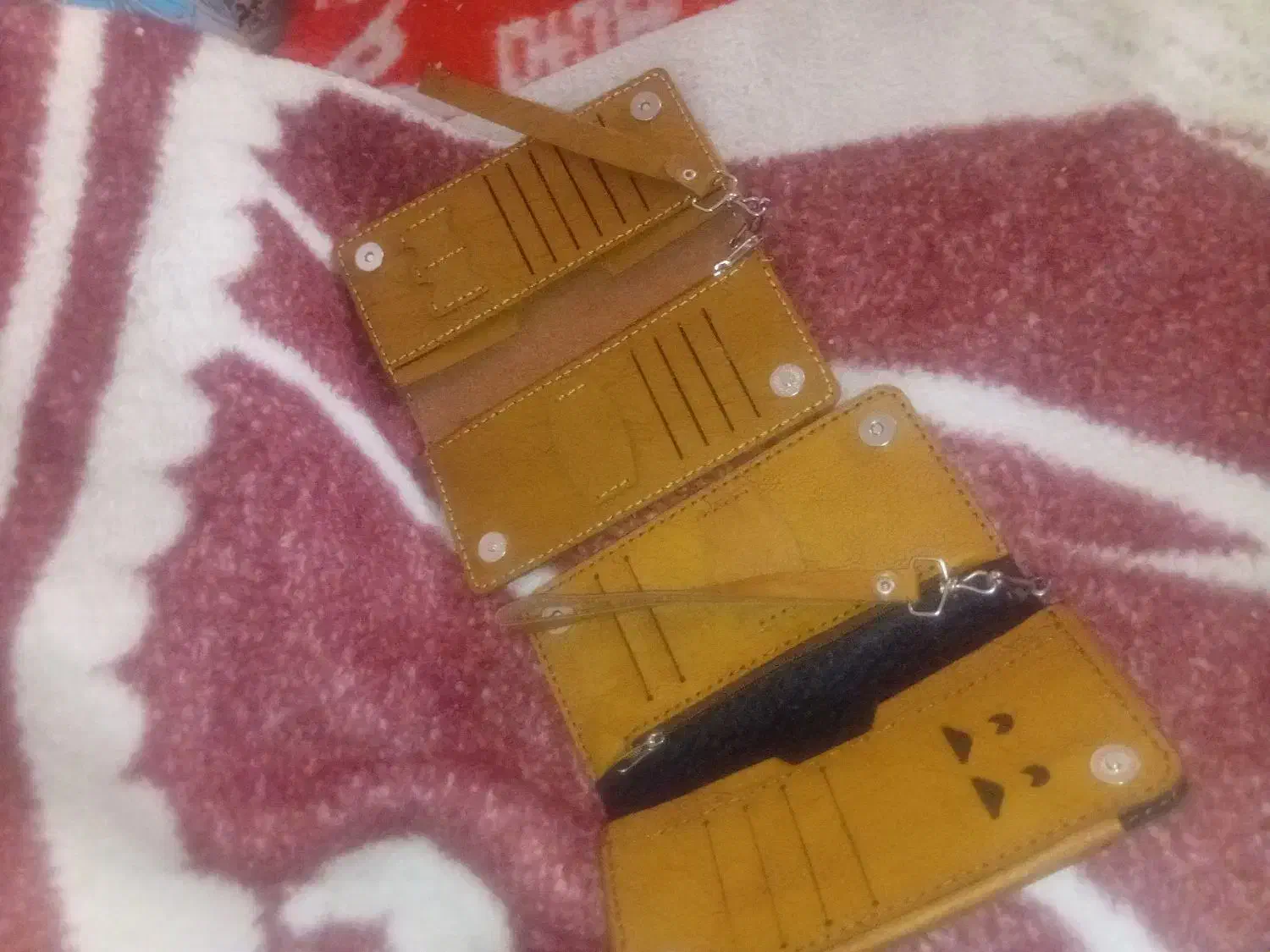 دو عدد کیف دستی|کیف، کفش، کمربند|زابل, |دیوار