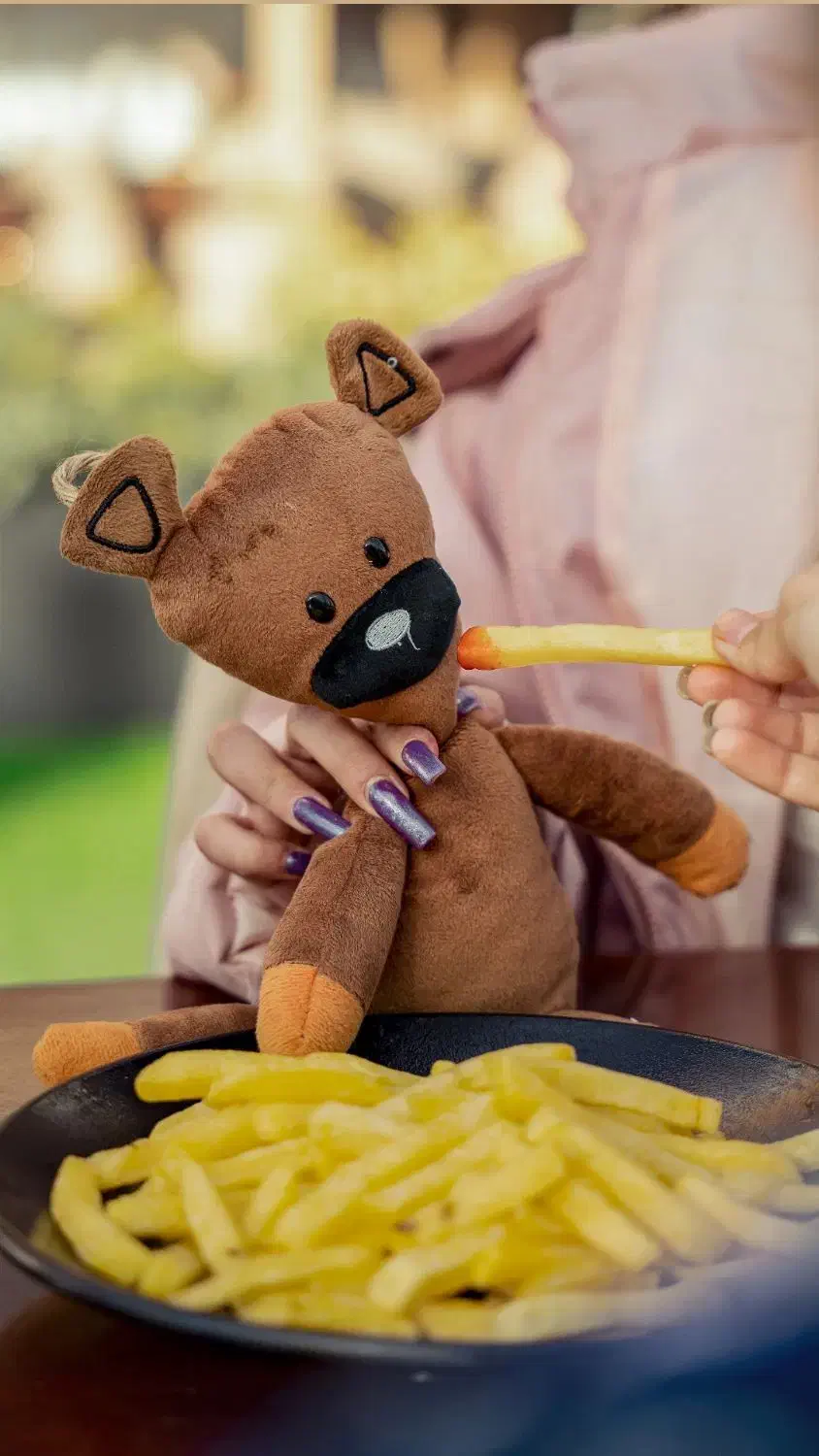 نیروی کار رستوران|استخدام خدمات فروشگاه و رستوران|یاسوج, |دیوار