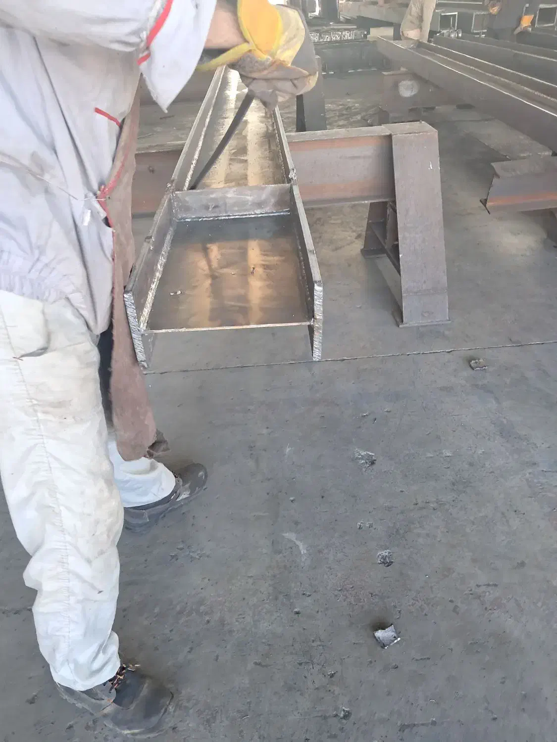 کارگر کار با سنگ فرز|استخدام صنعتی، فنی، مهندسی|جعفرآباد, |دیوار