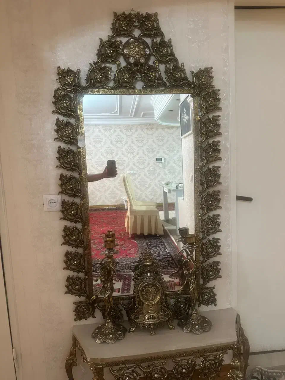 اینه شمدان|آینه|همدان, |دیوار