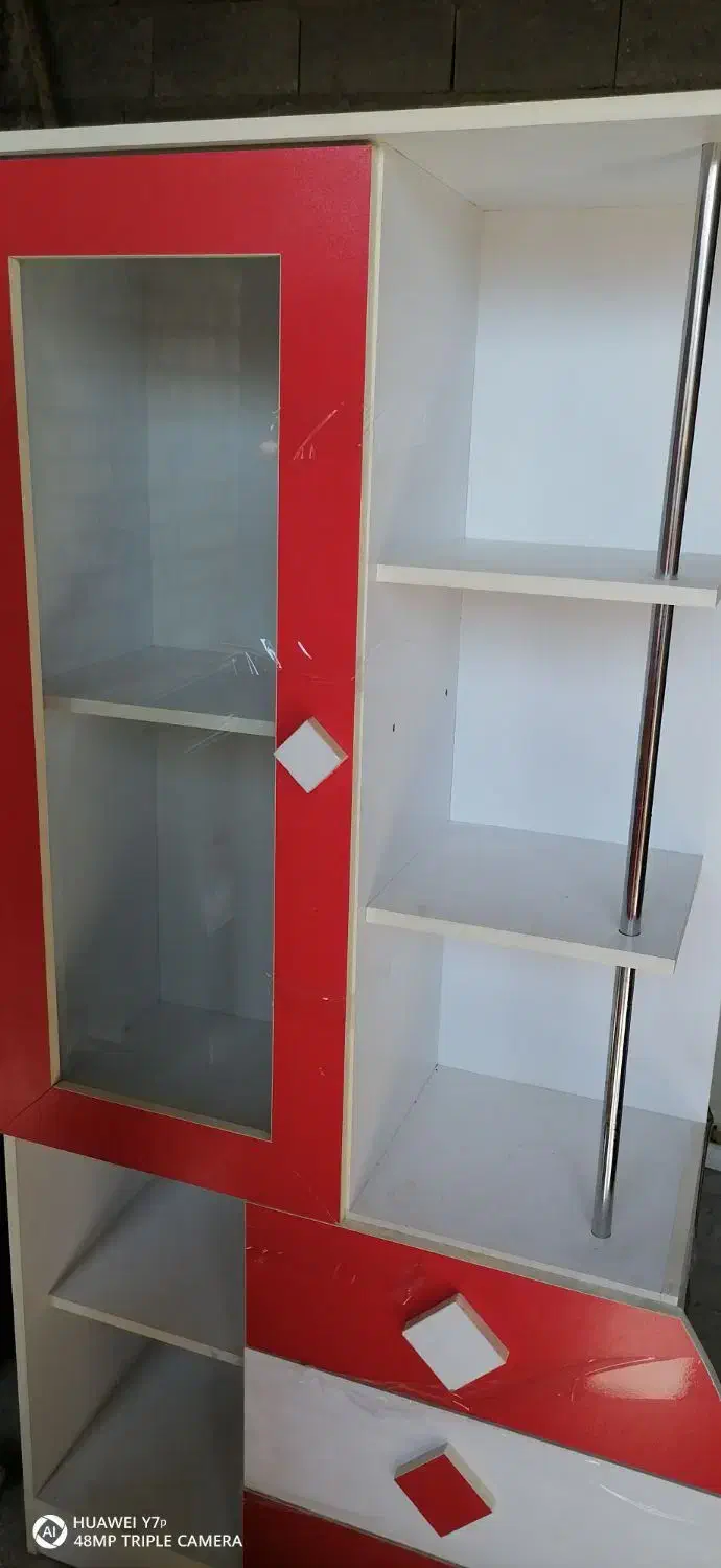 تخت و کمد نوجوانی|تخت و سرویس خواب|شیراز, شاپورجان|دیوار