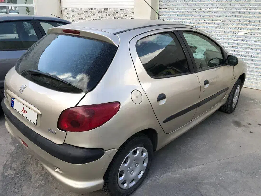 پژو۲۰۶تمیز مدل۸۵|خودرو سواری و وانت|مشهد, تربیت (صدف)|دیوار