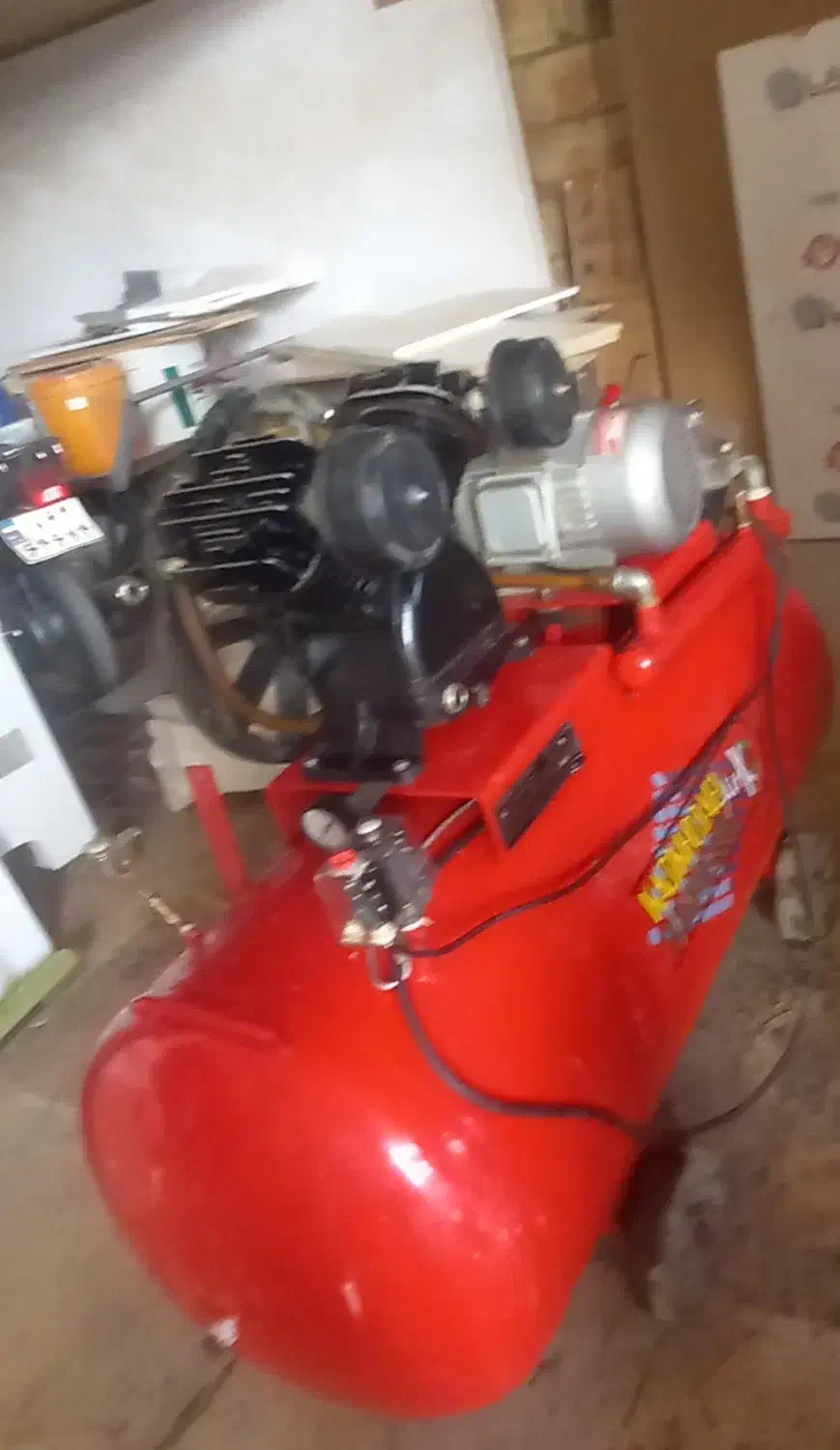 پمپ باد ۳۵۰لیتری ۳فاز|ابزارآلات|اصفهان, شهرک زاینده رود|دیوار