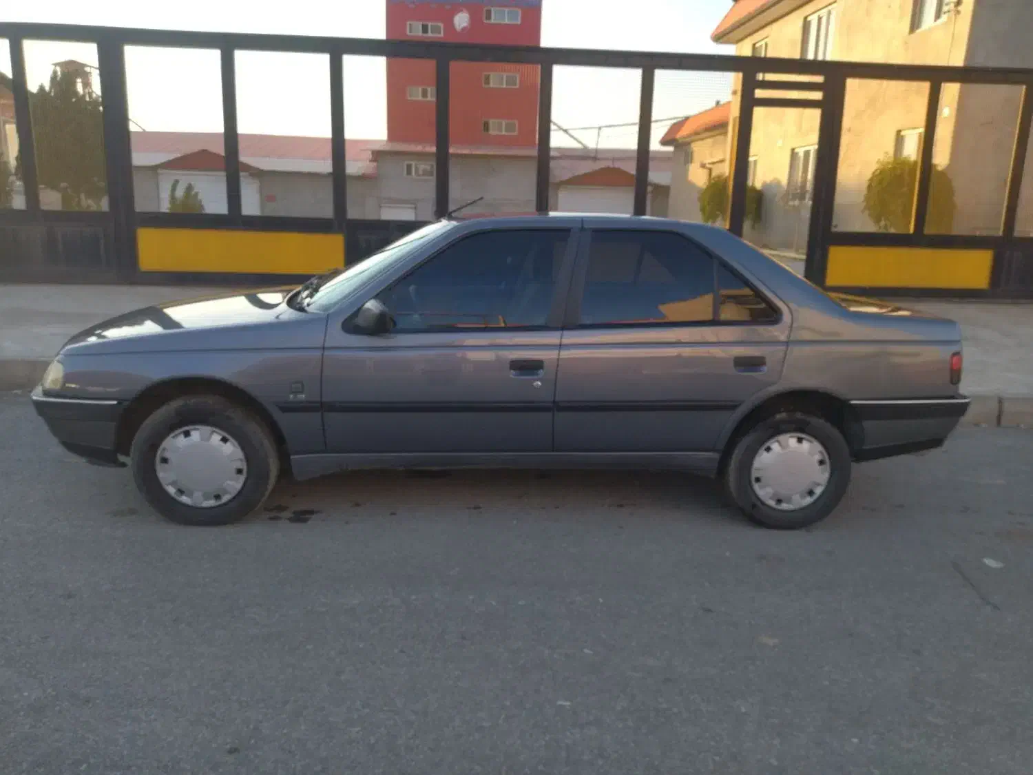 پژو ۴۰۵ مدل آخر ۹۷( تعمیر کل)|خودرو سواری و وانت|مریوان, |دیوار