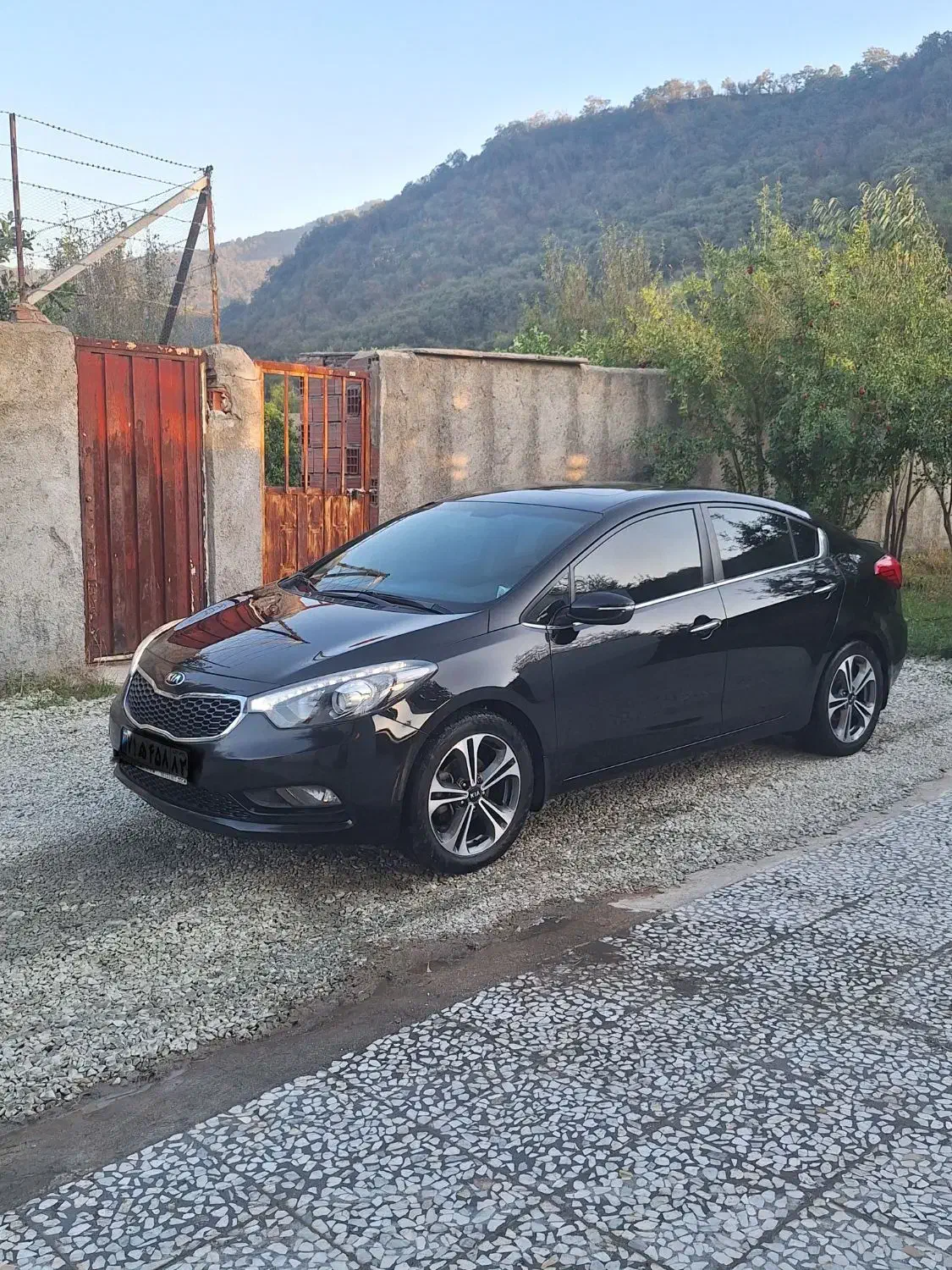 کیا سراتو ۲۰۱۵|خودرو سواری و وانت|گلوگاه, |دیوار