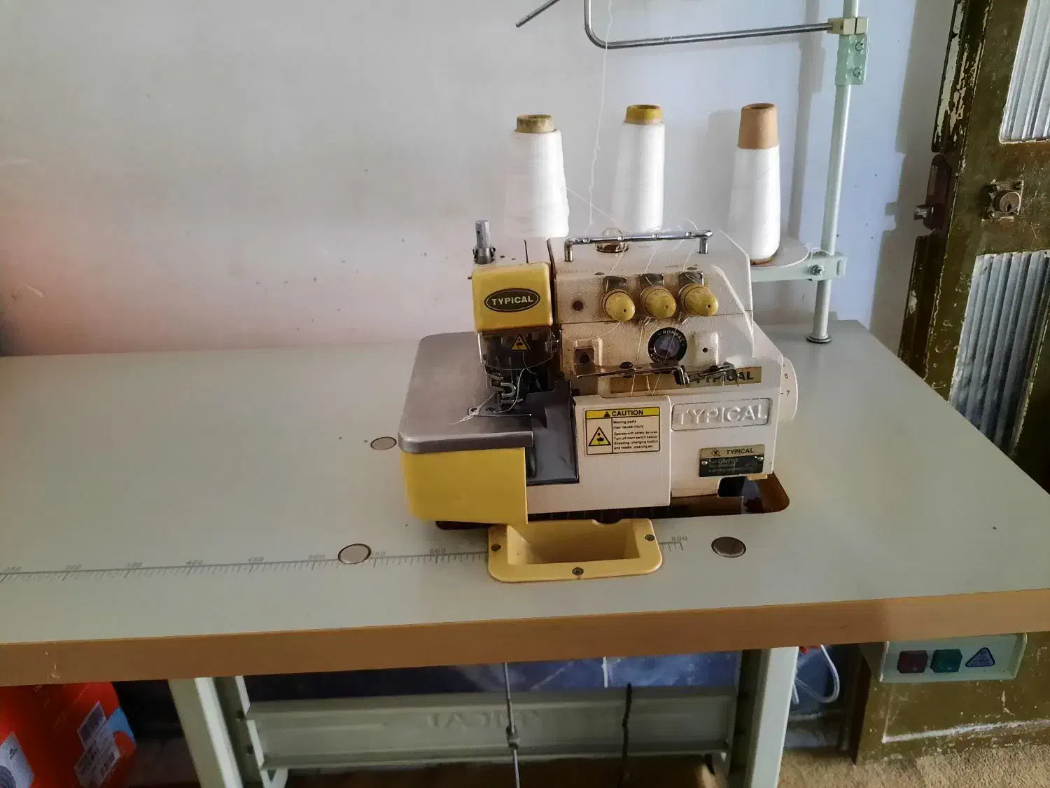 سردوز سه نخ تیپیکال|چرخ خیاطی و ریسندگی|گنبد کاووس, |دیوار