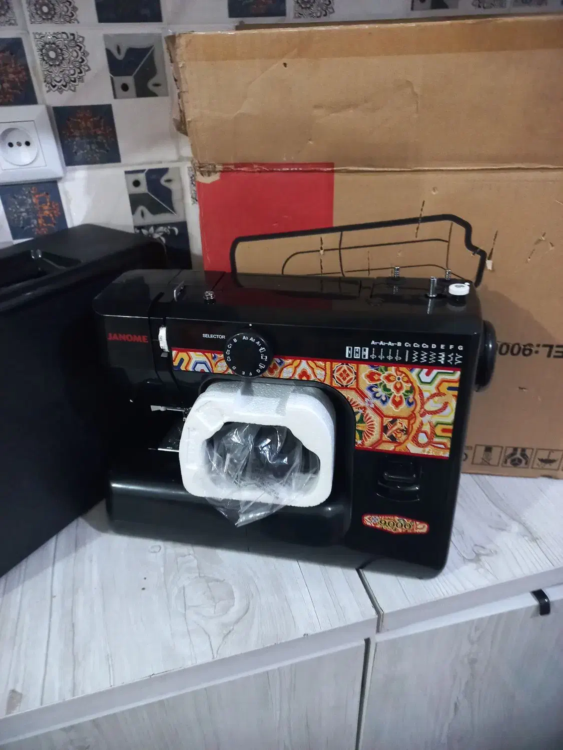 چرخ خیاطی|چرخ خیاطی و ریسندگی|قرچک, قشلاق جیتو|دیوار