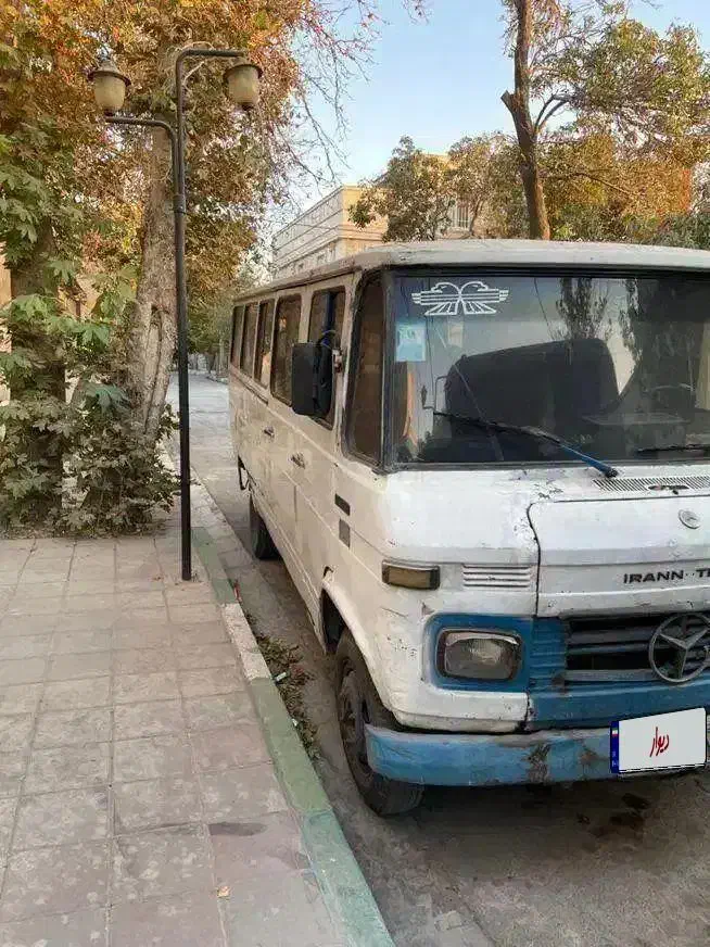 مینی بوس بنز|خودرو سنگین|رباط‌کریم, حصار مهتر|دیوار