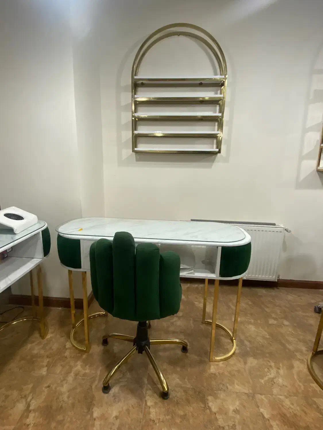 فروش میز ناخن و تخت مژه و تخت ماساژ|آرایشگاه و سالنهای زیبایی|کرج, جهانشهر|دیوار