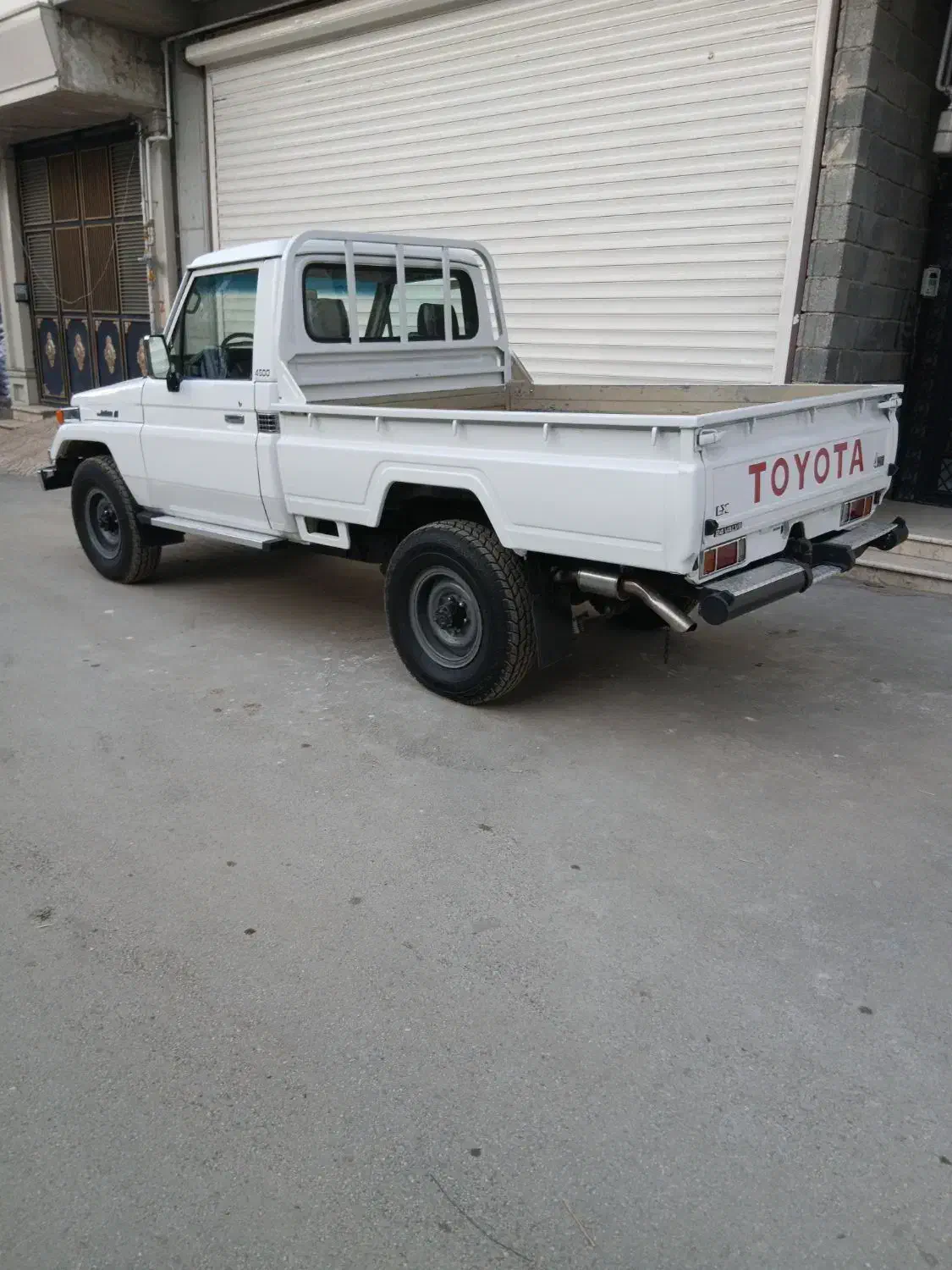 وانت4500سی سی|خودرو سواری و وانت|بانه, |دیوار