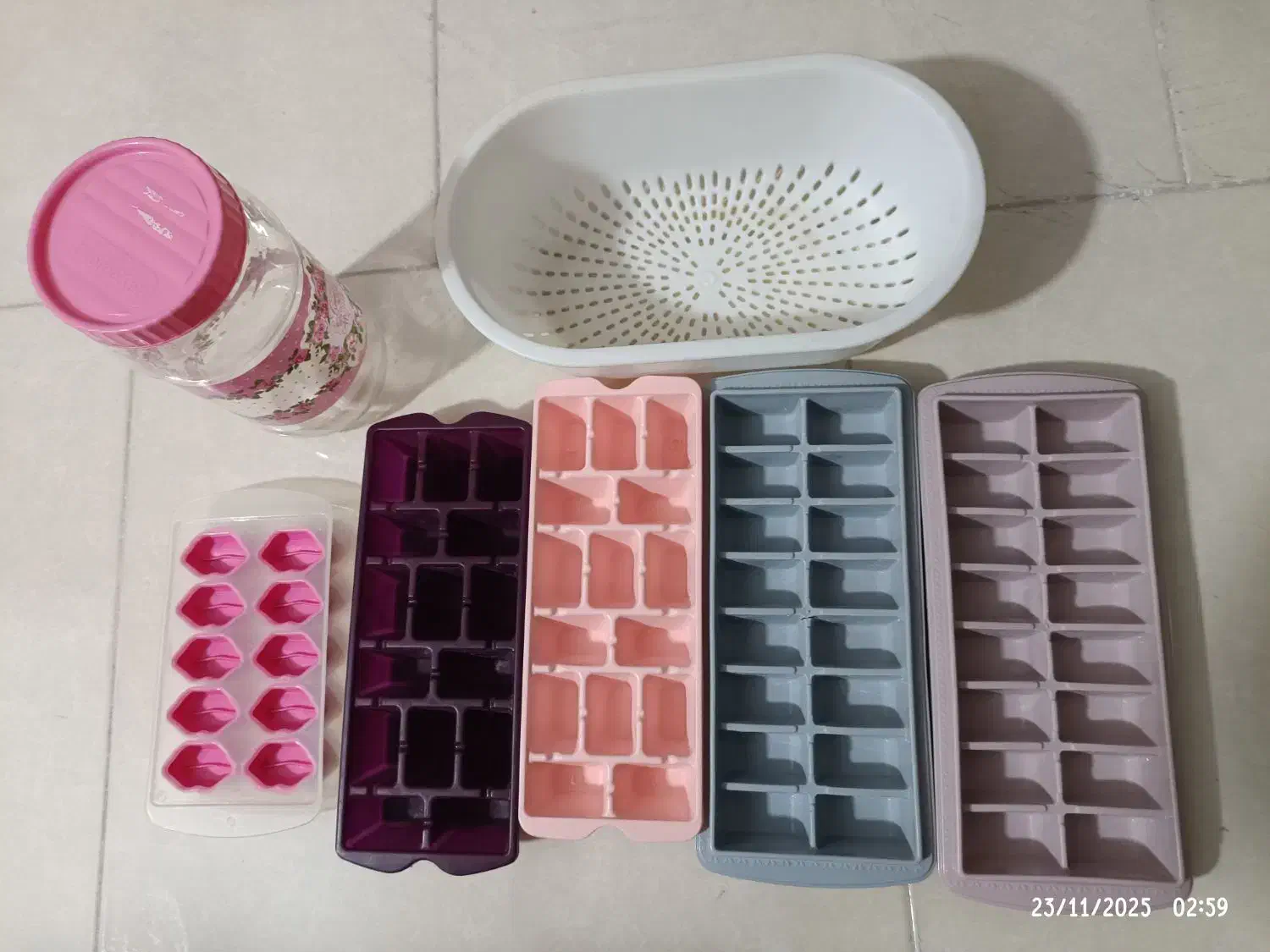 ظروف پلاستیکی آشپزخانه ، بطری ، آبکش|ظروف نگهدارنده، پلاستیکی، یک‌بارمصرف|رشت, کوی مهر|دیوار