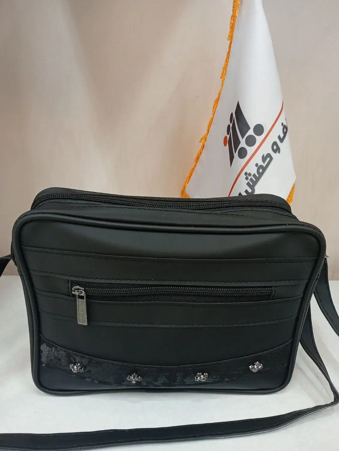 حراج کیف دوشی  زنانه|کیف، کفش، کمربند|تربتحیدریه, کاشانی|دیوار