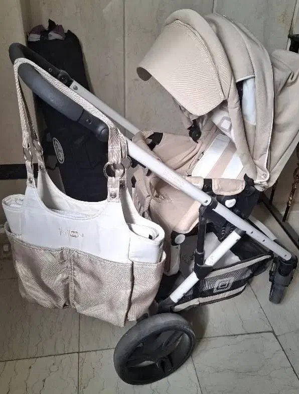 فروش کالسکه و کریر برند Mon و تخت متحرک کنار مادر|کالسکه و لوازم جانبی|تهران, باغ خزانه|دیوار