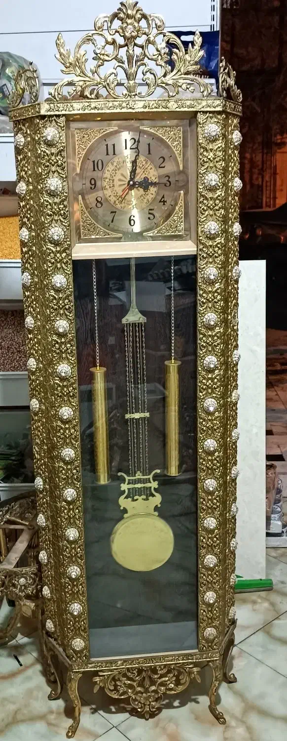 ساعت ایستاده برنز|صنایع دستی و سایر لوازم تزئینی|قم, زنبیل آباد|دیوار