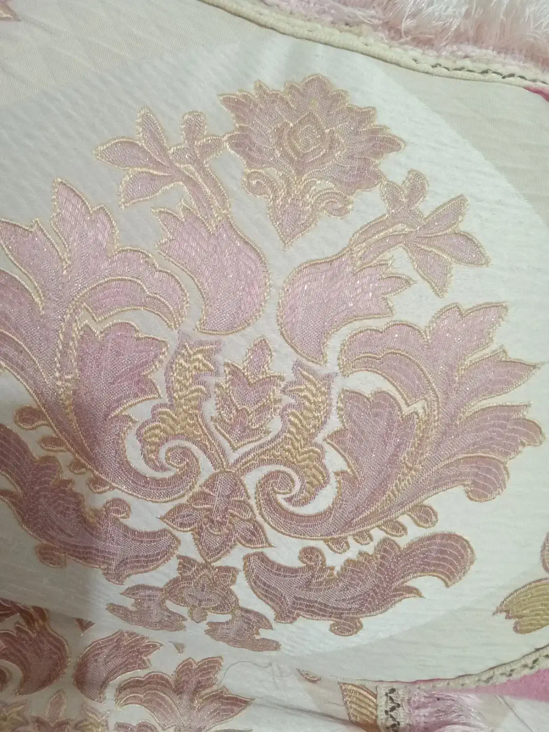 رو بالشی تمیز ونو|رختخواب، بالش، پتو|دهدشت, |دیوار