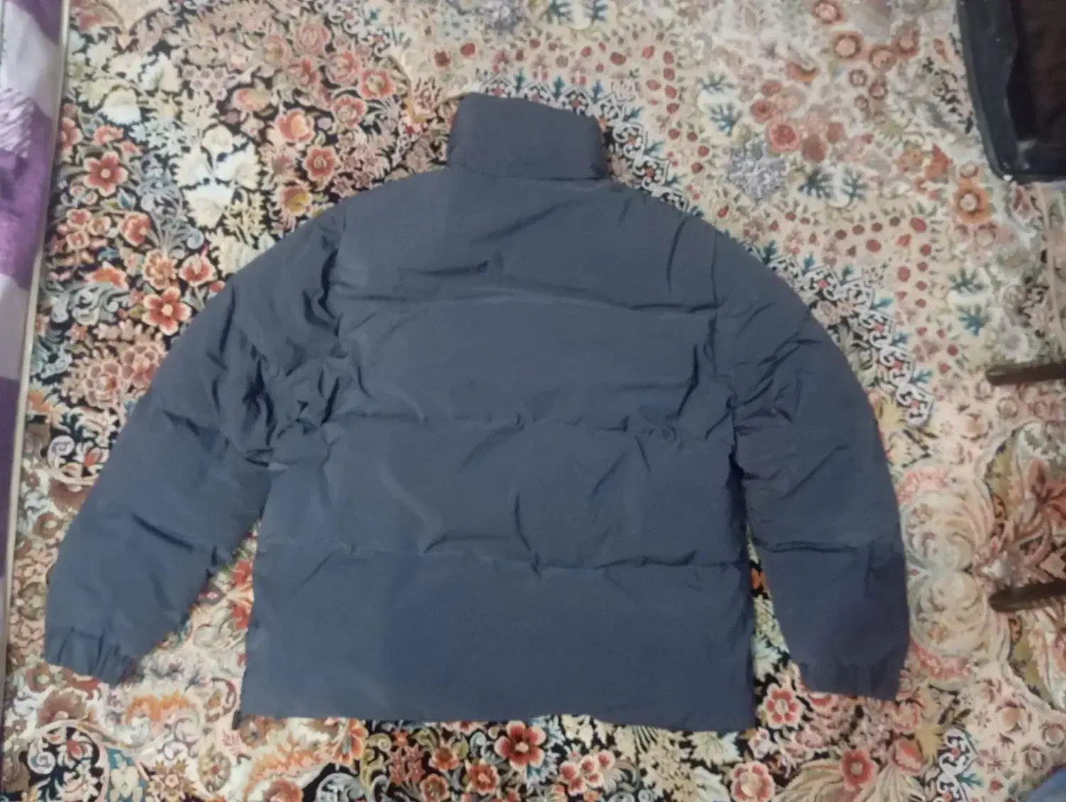 کاپشن|لباس|قرچک, شهرک الحدید|دیوار