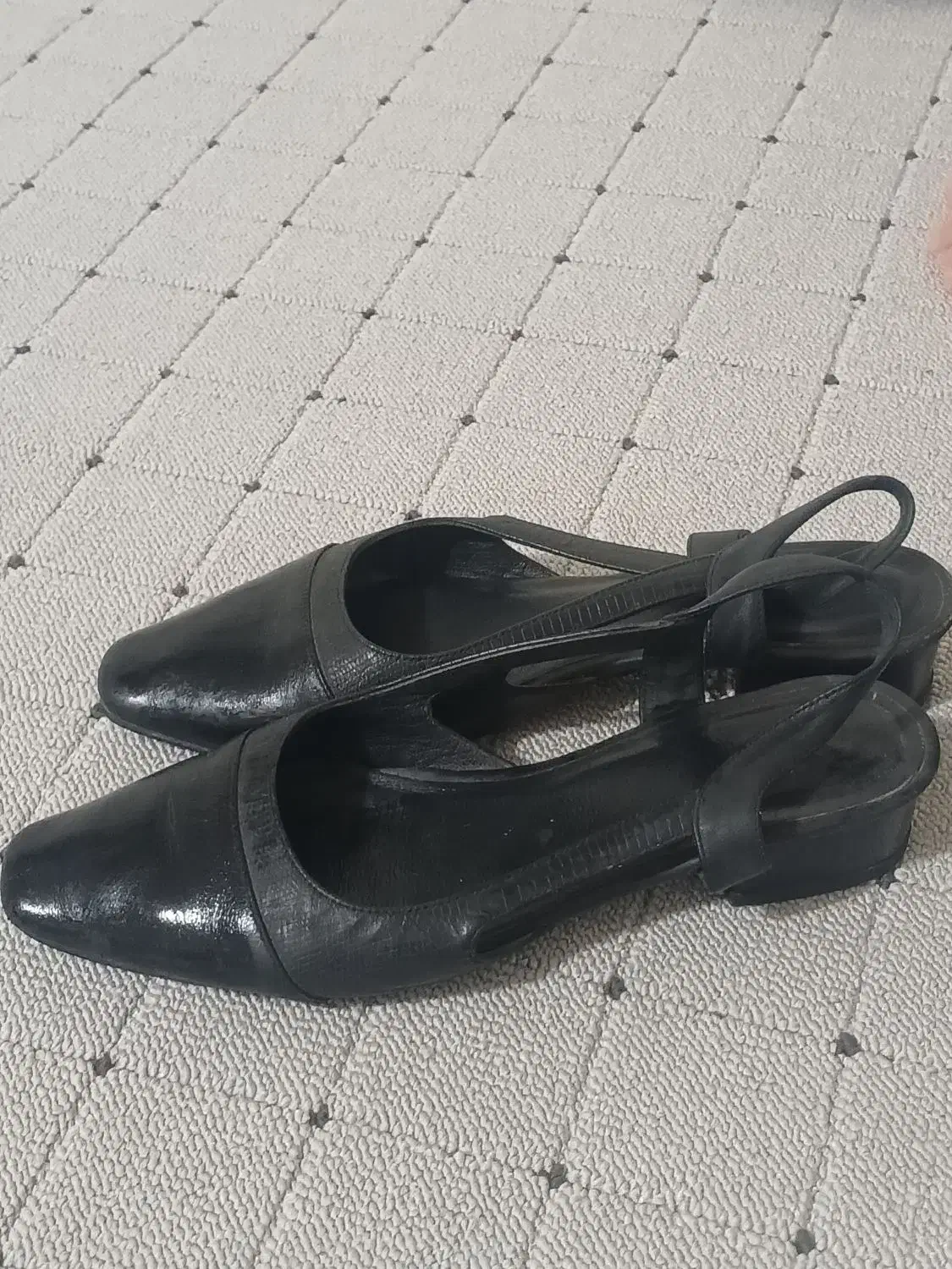 کفش|کیف، کفش، کمربند|ایلام, |دیوار