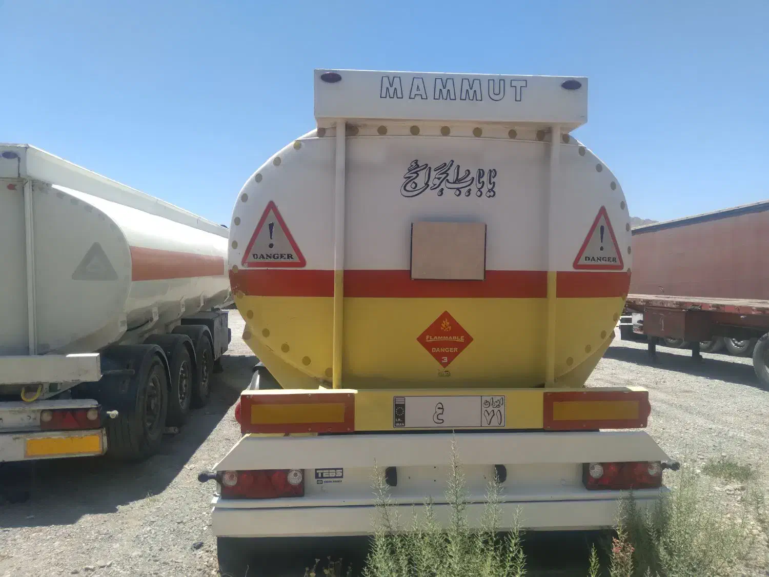 تانکر سه محور ماموت چهار مواد|قطعات یدکی و لوازم جانبی|تیران, |دیوار