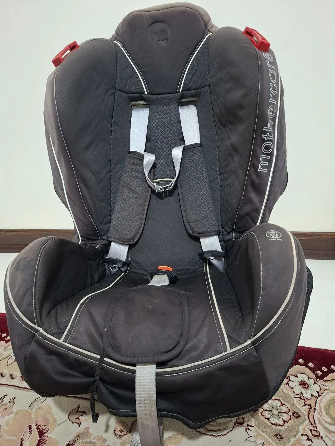 صندلی ماشین بچه|تخت و صندلی بچه|گلستان (تهران), |دیوار