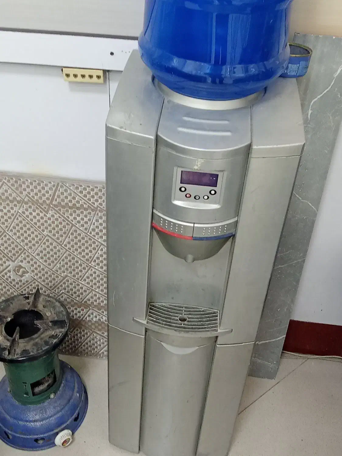 آبسردکن نیاز به تعمیرداره|آب‌سردکن و تصفیه آب|کرمانشاه, |دیوار