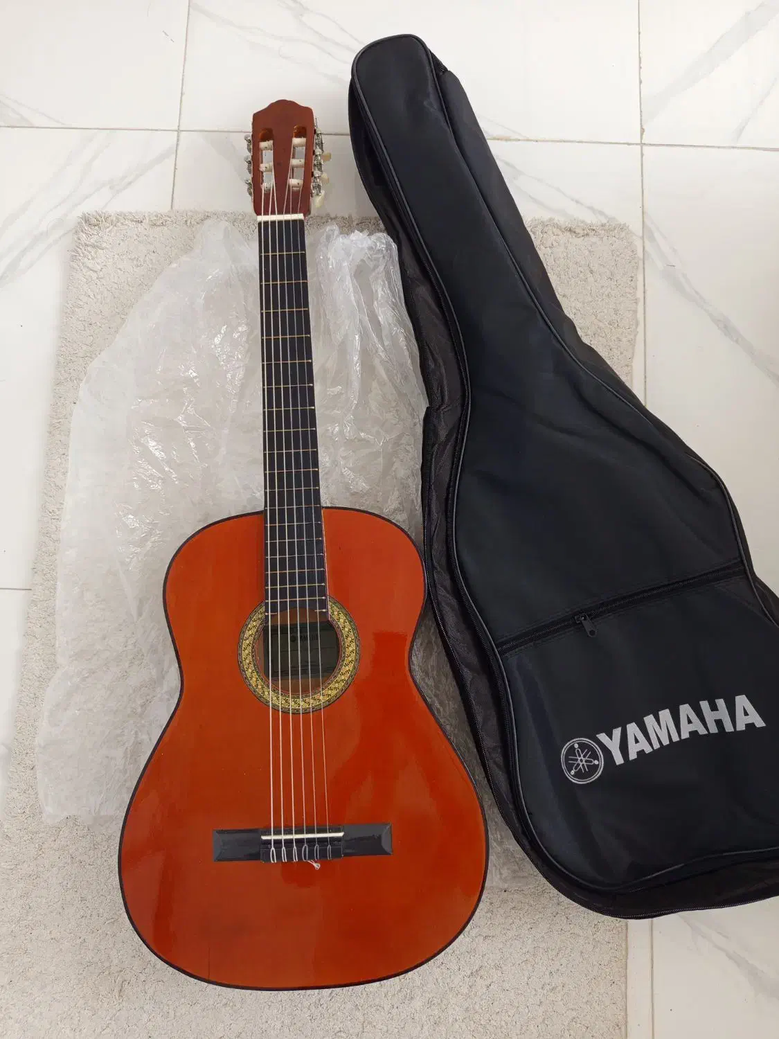 گیتار یاماها c40 نو|گیتار، بیس، امپلیفایر|رشت, فلسطین|دیوار