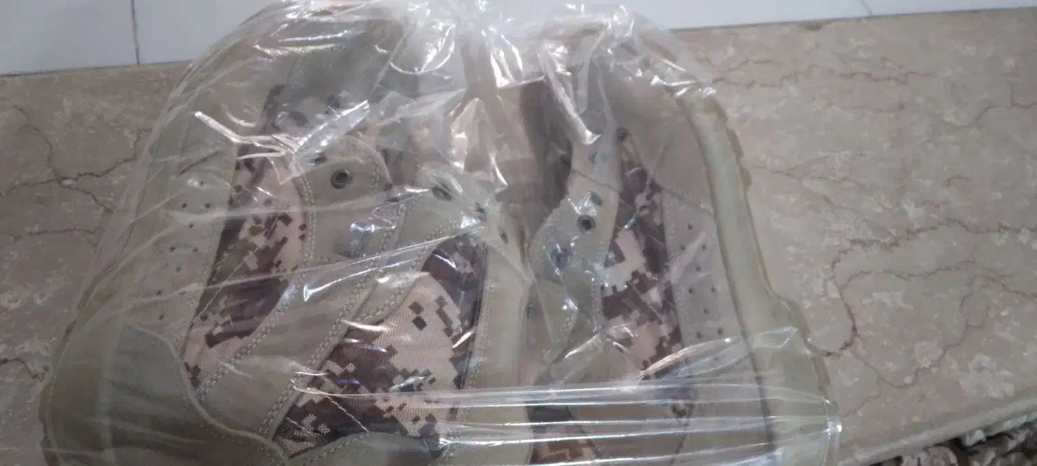 پوتین بلدرچینی|کیف، کفش، کمربند|میاندوآب, |دیوار