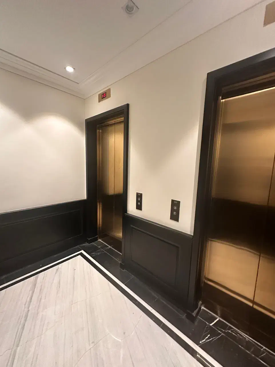 ۱۴۵متر فرشته برج باغ تاپ لوکیشن