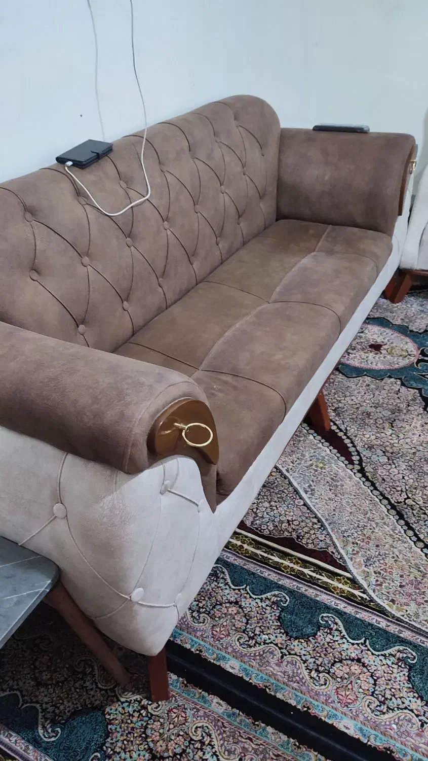 یک دست مبل هفت نفره با میز|مبلمان خانگی و میز عسلی|طبس, |دیوار