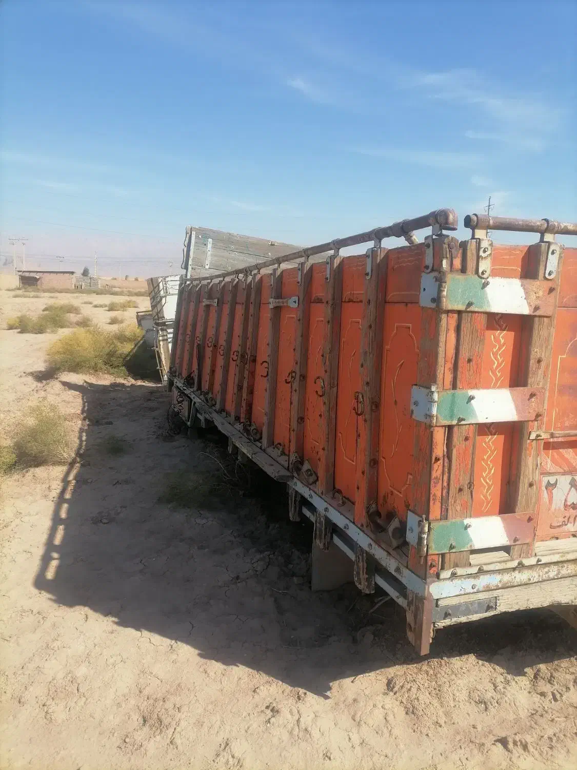 اتاق چوبی|خودرو سنگین|کرمان, |دیوار