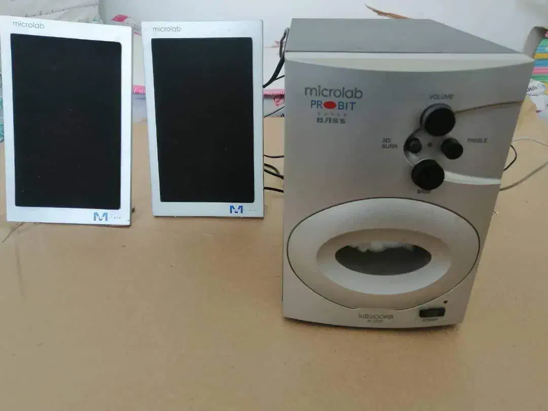 دوعدد اسپیکر میکرولب و اسپیکر مارک جنیوس سالم|سیستم صوتی خانگی|محمودآباد, |دیوار