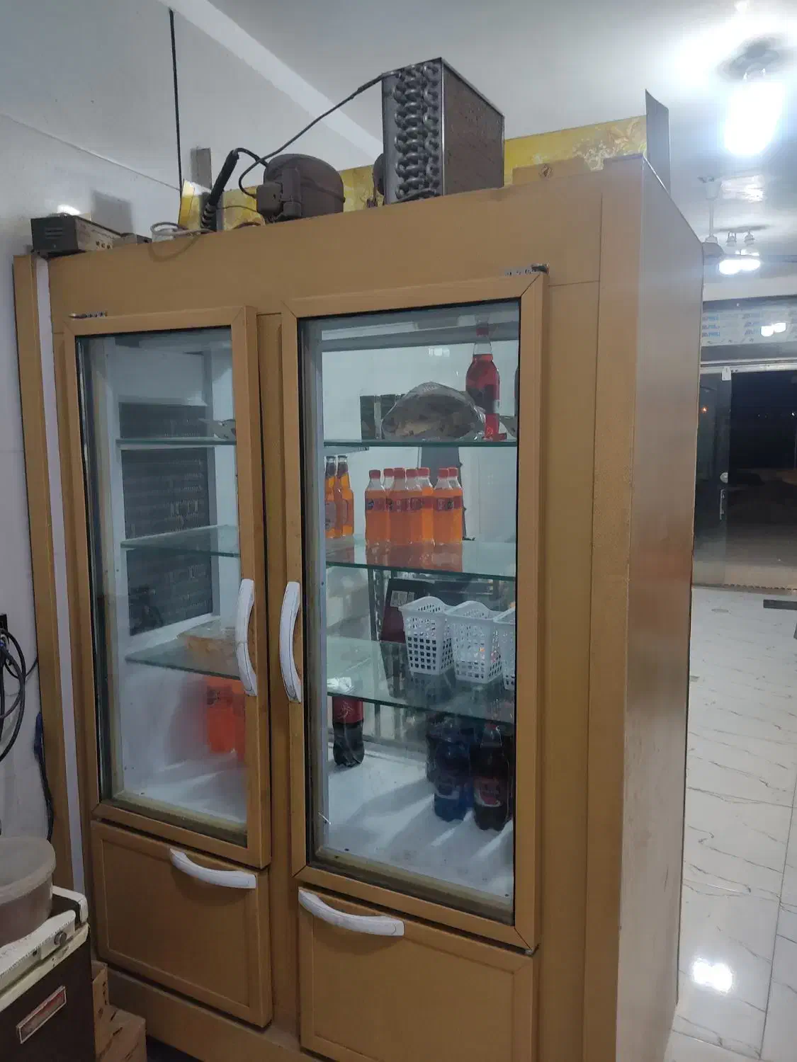 لوازم ساندویچی صفر تا صد موجود فروش فوری فوری|کافی‌شاپ و رستوران|تربت‌حیدریه, چهارراه خواف|دیوار