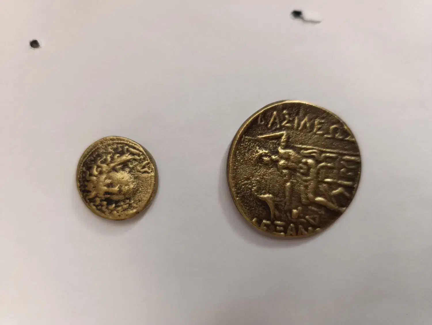 سکه طرح قدیم|کلکسیون اشیاء عتیقه|زنجان, |دیوار