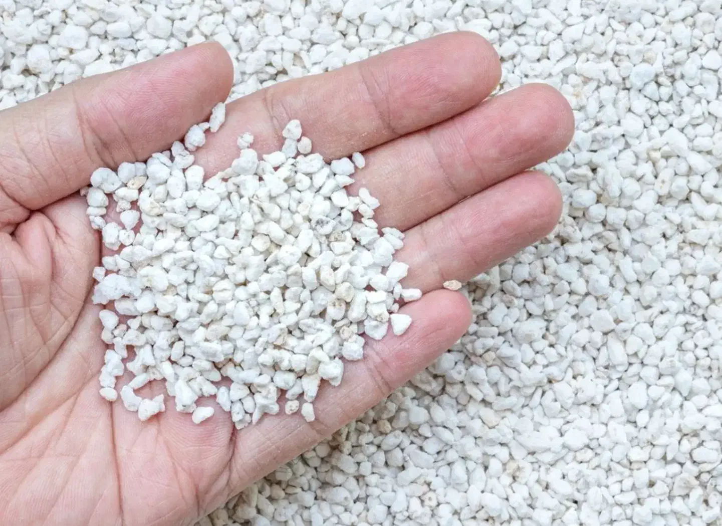 پوکه پرلیت*صنعتی*معدنی*شیب بندی*پوکه تولید بلوک|عمده‌فروشی|دهبکری, |دیوار