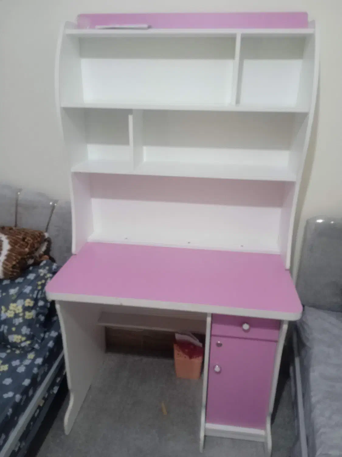 میز تحریر|میز تحریر و کامپیوتر|تربتحیدریه, شهرک ولیعصر|دیوار