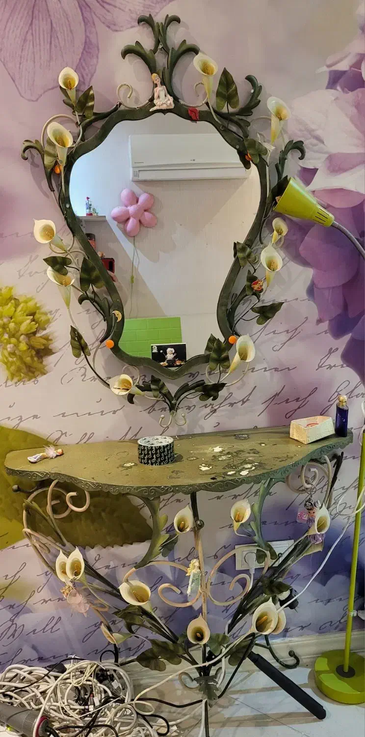 آینه و کنسول فانتزی فرفورژه|بوفه، ویترین، کنسول|گرگان, |دیوار