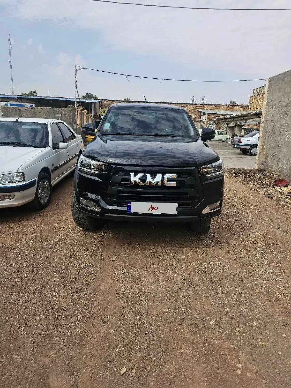kmc|خودرو سواری و وانت|قزوین, |دیوار