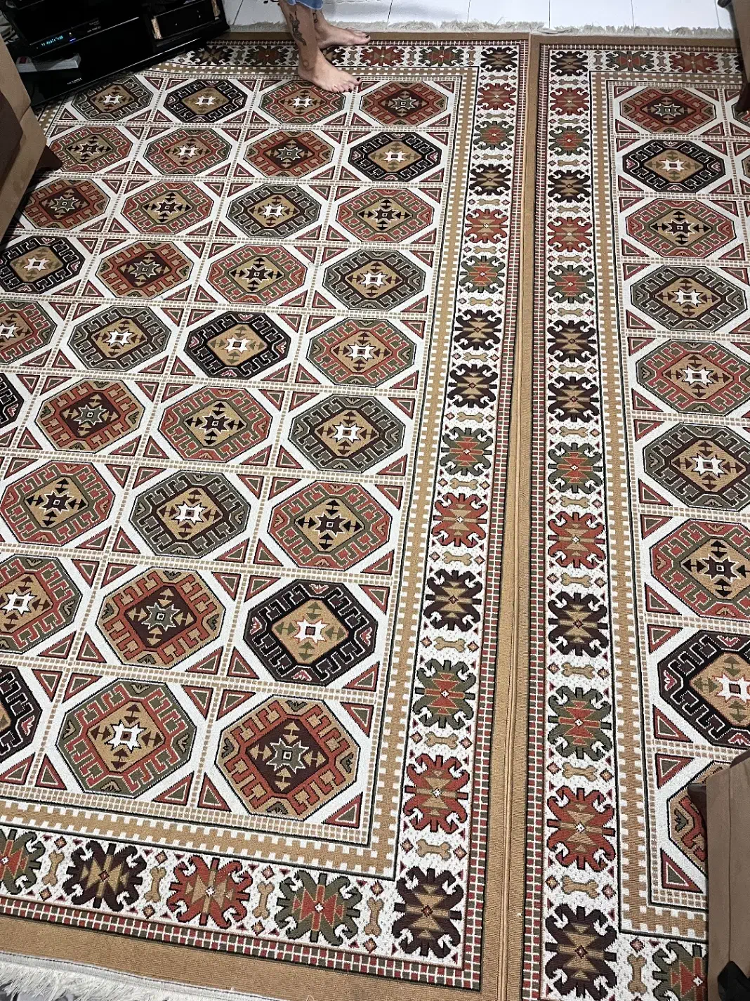 فرش گلیم ۶ متری دو عدد|گلیم، جاجیم، گبه|رشت, کوی طالقانی|دیوار