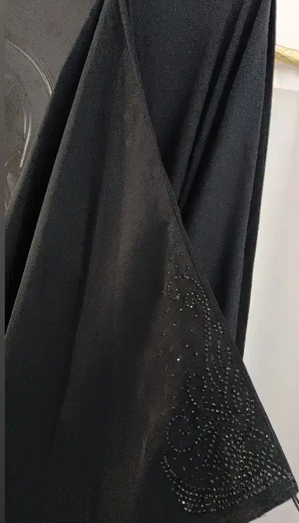 دو عدد چادر|لباس|لاهیجان, گلستان|دیوار