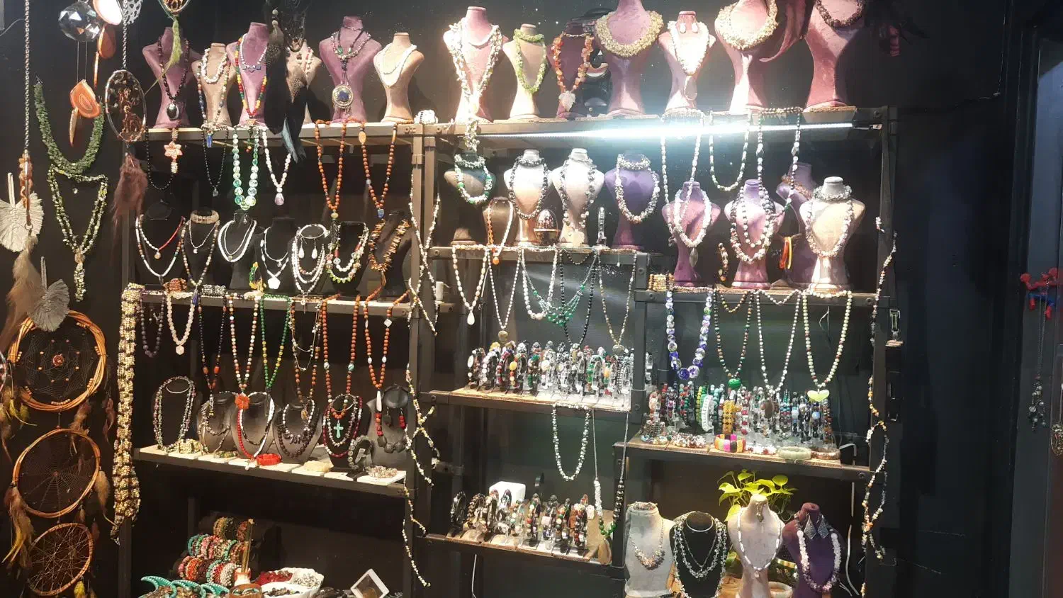 سنگهای ریسه و بندی مهره ای تک و عمده|بدلیجات|تهران, پامنار|دیوار