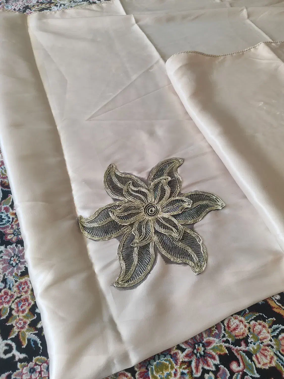 رومیزی قدیمی|پرده، رانر، رومیزی|شیراز, کوشک میدان|دیوار