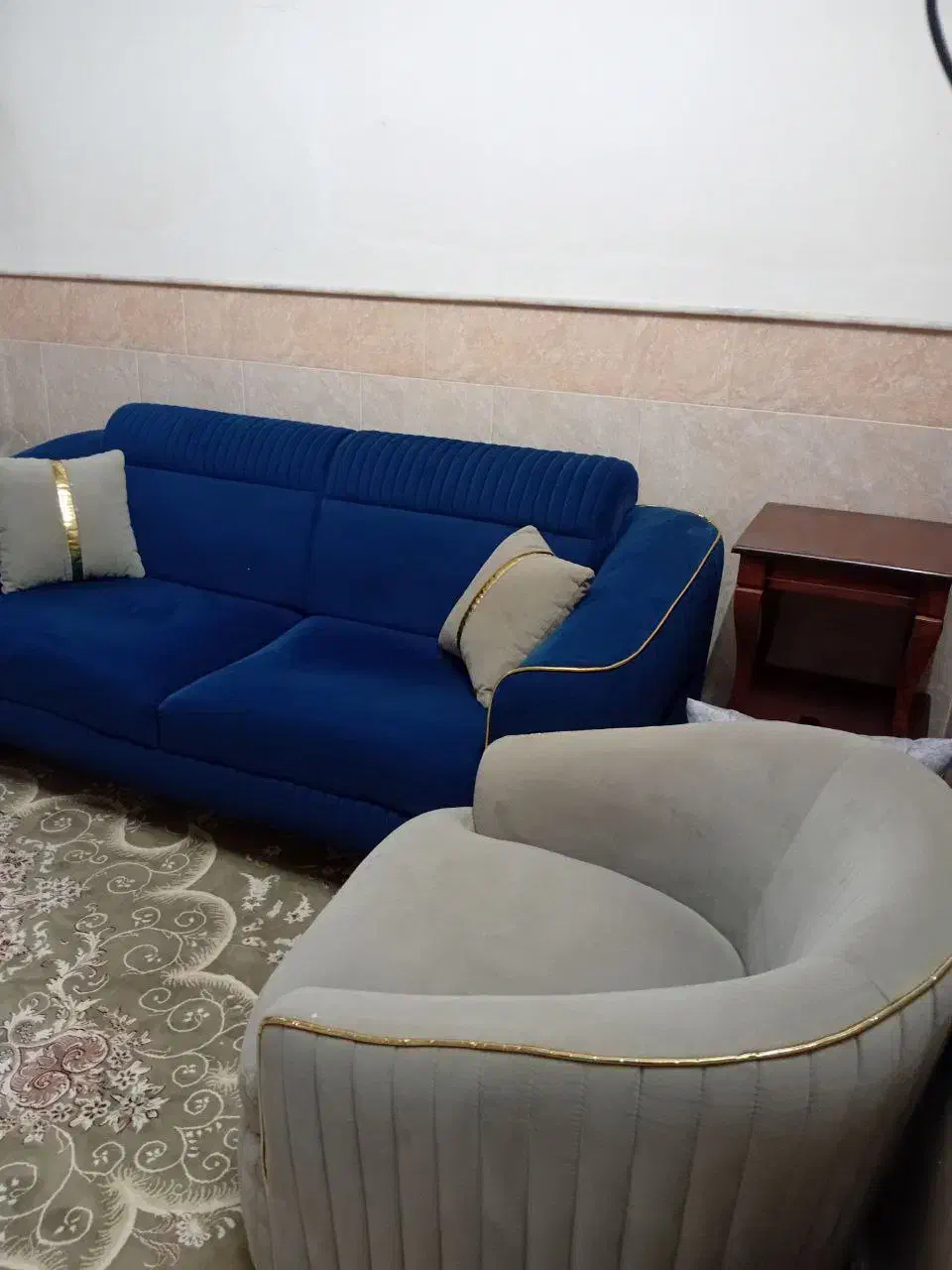 مبلمان|مبلمان خانگی و میز عسلی|قم, کلهری|دیوار