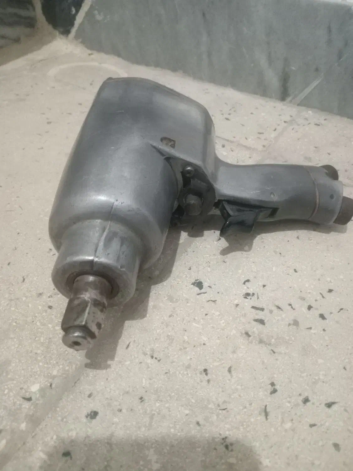 بکس بادی|ابزارآلات|کنگاور, |دیوار