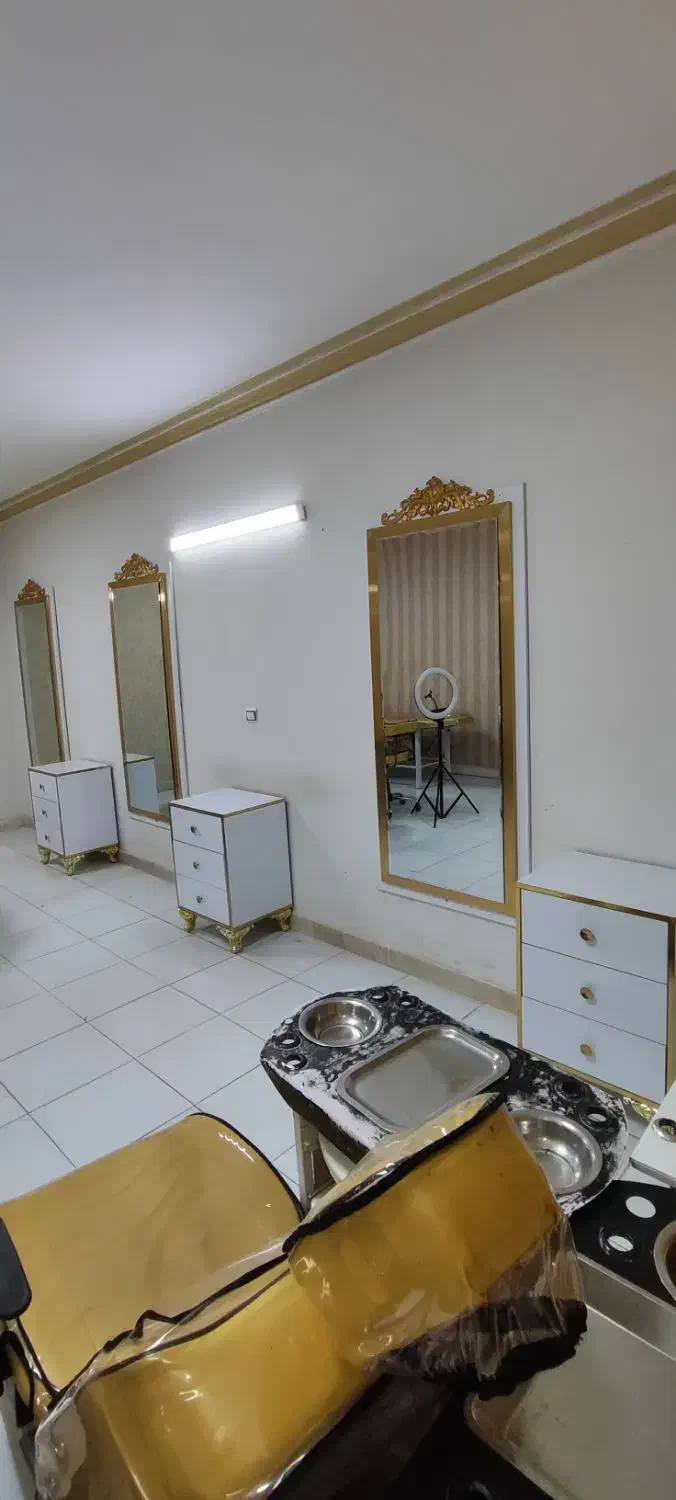 اینه قدی با باکس|آینه|کرمانشاه, |دیوار